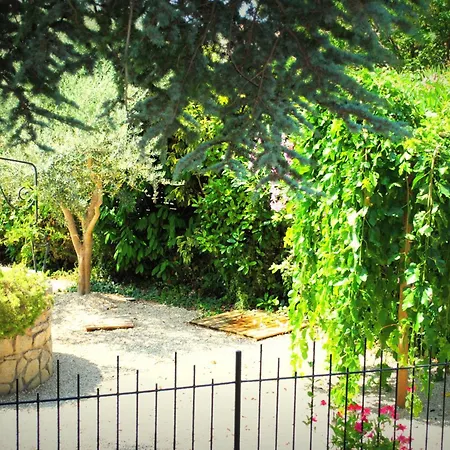 Terre De Bacchus Bed & Breakfast Vacqueyras Exterior photo